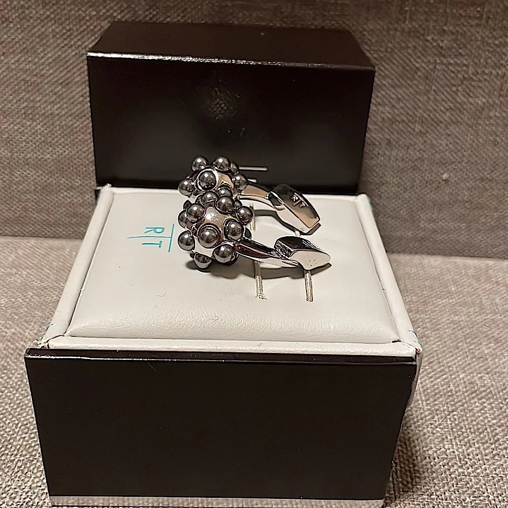 R|T by Robert Tateossian Cufflinks; Blue / Silver Pearl Cufflinks.  New in Box